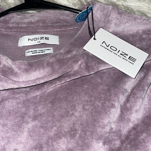 Noize Sweatshirt womens Size large Velvet Cropped velour crew neck pullover New - Picture 9 of 11